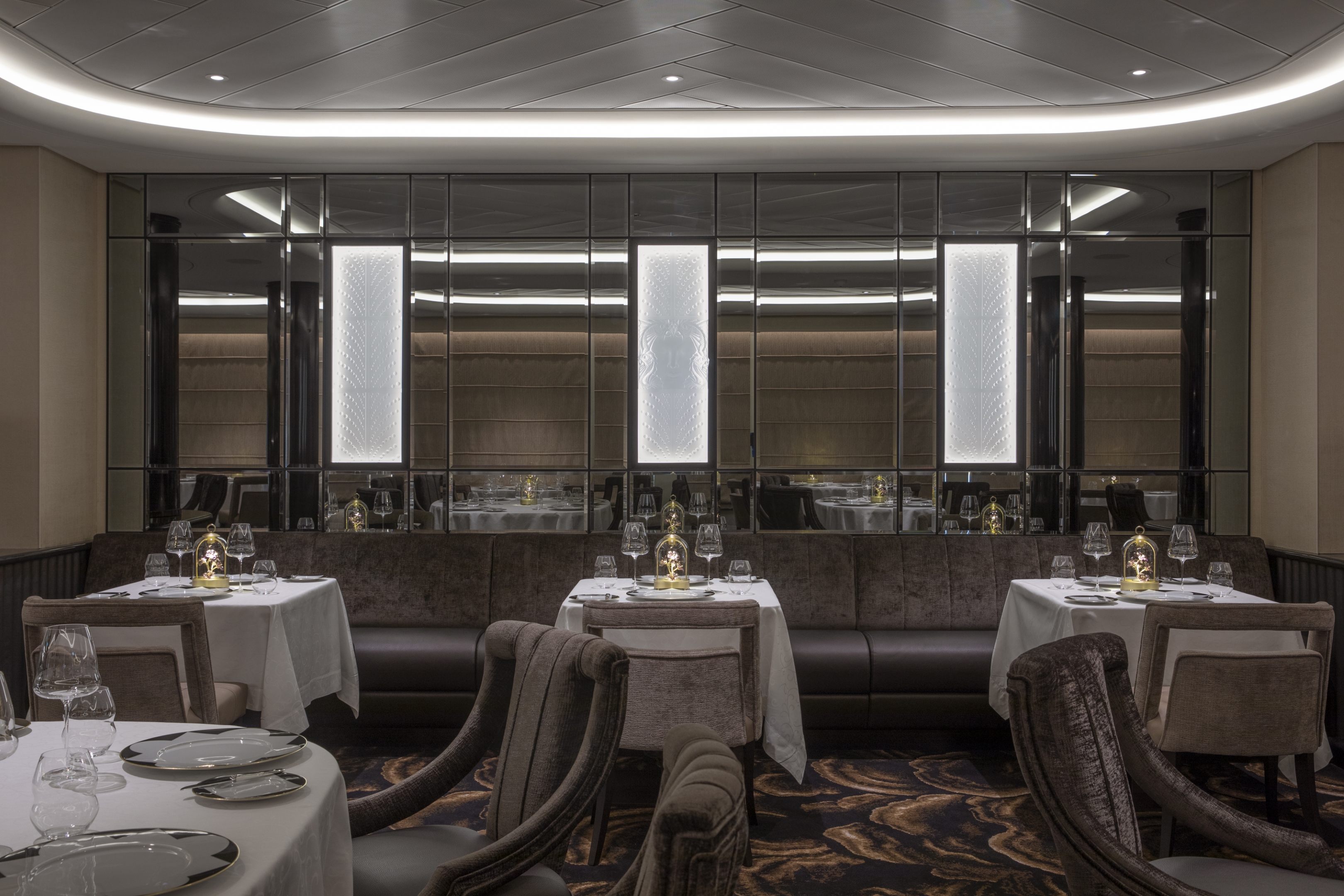 Silver Nova - La Dame